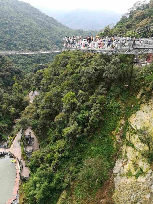 清远古龙峡玻璃桥图片-广东清远古龙峡景区玻